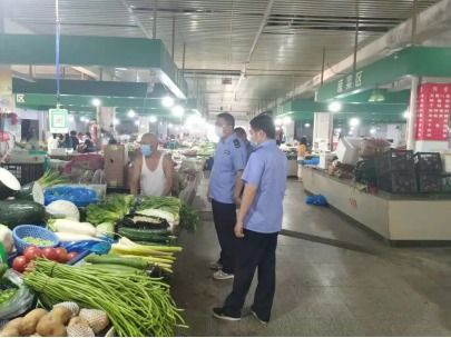 江苏镇江 织密农产品批发市场食安防护网